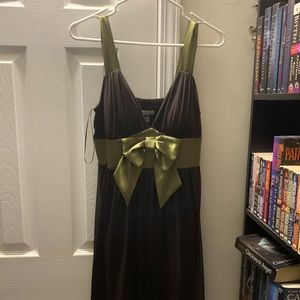 Enfocus short brown and green dress. Size 12 NWT.